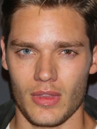  Dominic Sherwood