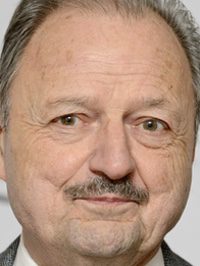  Peter Bowles