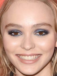  Lily-Rose Depp