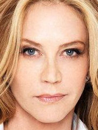  Ally Walker