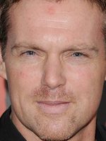 Michael Shanks