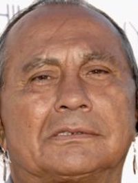  Russell Means