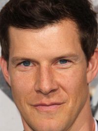  Eric Mabius