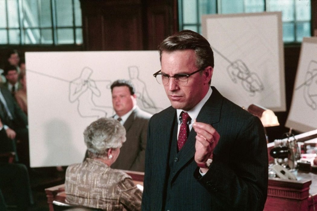 Jim Garrison en 'JFK: Caso abierto'