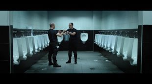 Clip 'Cuerpo de élite' baño