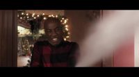 Teaser Tráiler 'Almost Christmas'