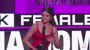 Selena Gómez en los AMAs: "Lo tenía todo pero estaba absolutamente rota por dentro"