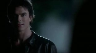 Escena del primer encuentro entre Damon y Elena