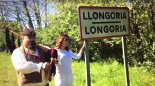 Eva Longoria visita Longoria con un gaitero