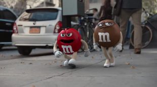 Spot Super Bowl M&Ms con Danny DeVito