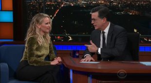 Jennifer Lawrence se emborracha en el programa de Stephen Colbert