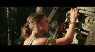 'Tomb Raider' - Clip: El puzzle de la puerta