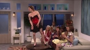 Striptease de Kit Harington en SNL (inglés)