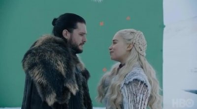 Making-of 'Juego de Tronos': Reacción de Kit Harington al beso con Emilia Clarke