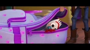 Clip 'Toy Story 4': "Meet Forky"