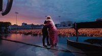 'Rocketman': Taron Egerton canta "Your song" junto a Elton John en Inglaterra