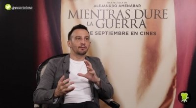 Alejandro Amenábar: "Me he empeñado personalmente en que el cartel de 'Mientras dure la guerra' sea la bandera"