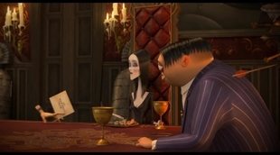 Clip 'La familia Addams': Cena familiar