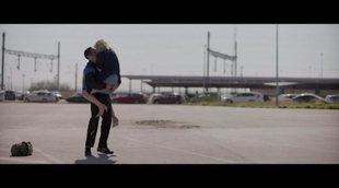 Clip 'Adiós': Encuentro Juan y Triana