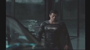 Superman con el traje negro en la 'Liga de la Justicia' de Zack Snyder