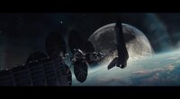 Tráiler español 'Moonfall' #2