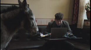 Anuncio Super Bowl 2025: Squarespace con Barry Keoghan