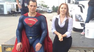 Henry Cavill y Amy Adams se unen al Ice Bucket Challenge