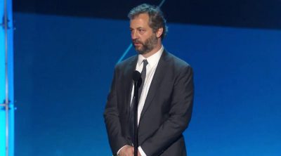 Judd Apatow presenta a Amy Schumer en los Critics Choice Awards 2016