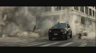 Anuncio 'Batman v Superman: El amanecer de la Justicia' de Jeep #2