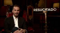 Saludo de Joseph Fiennes, protagonista de 'Resucitado'