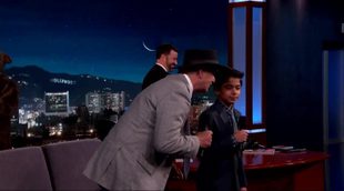 Bill Murray y Neel Sethi ('El libro de la selva') cantan 'Busca lo más vital' en el show de Jimmy Kimmel