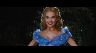 'Cenicienta': Lily James canta 'A Dream is a Wish Your Heart Makes'